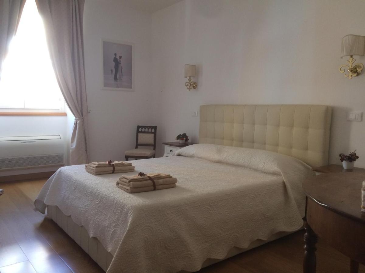 I Prati Di Roma Suites Luaran gambar