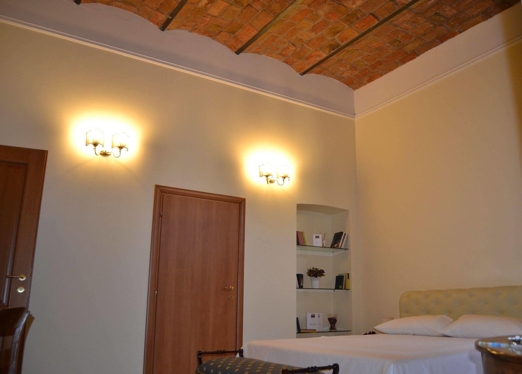 I Prati Di Roma Suites Luaran gambar